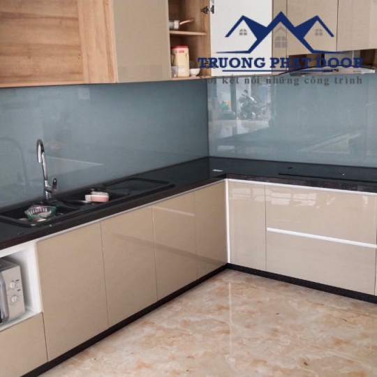 Kính ốp bếp - 02