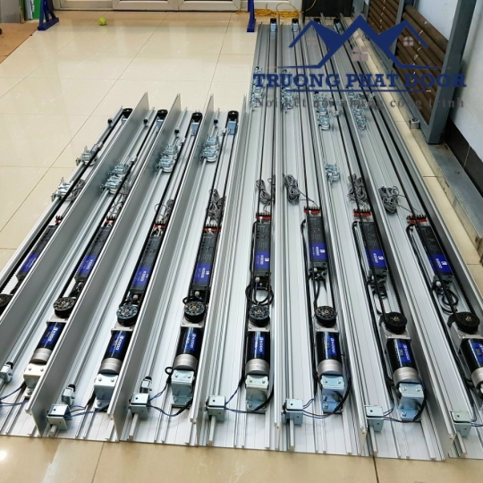 Cửa kính đóng mở tự động