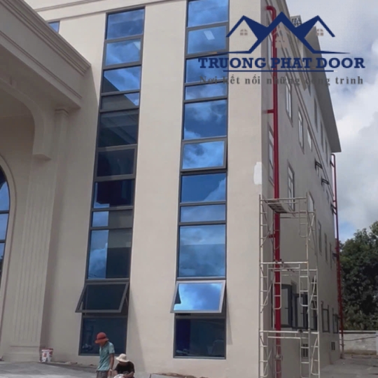 Nhà văn phòng khu công nghiệp đồng xoài 3 - Tiến Hưng